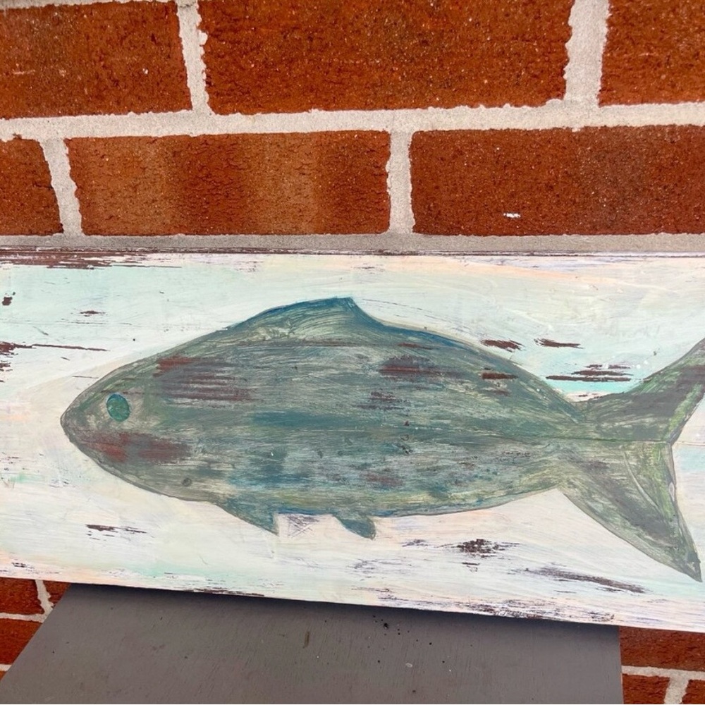 Hand painted Distressed Wooden Fish Wall Art Lake Coastal Cottage - Picture 3 of 5